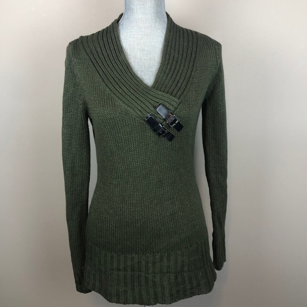 Venus Ribbed V Neck W Buckle Neck Detail Sweater